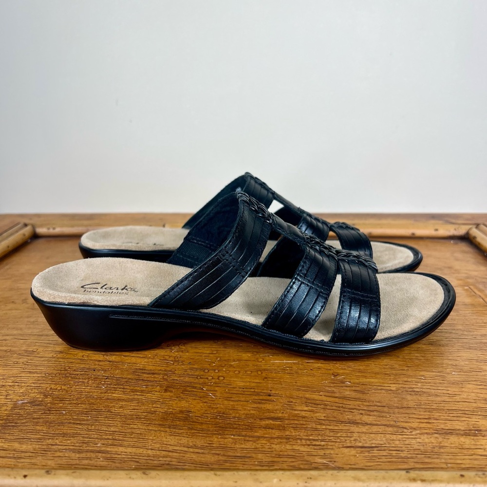NEW Clarks Bendables Women’s Leather Slide Sandals Balck Size 9